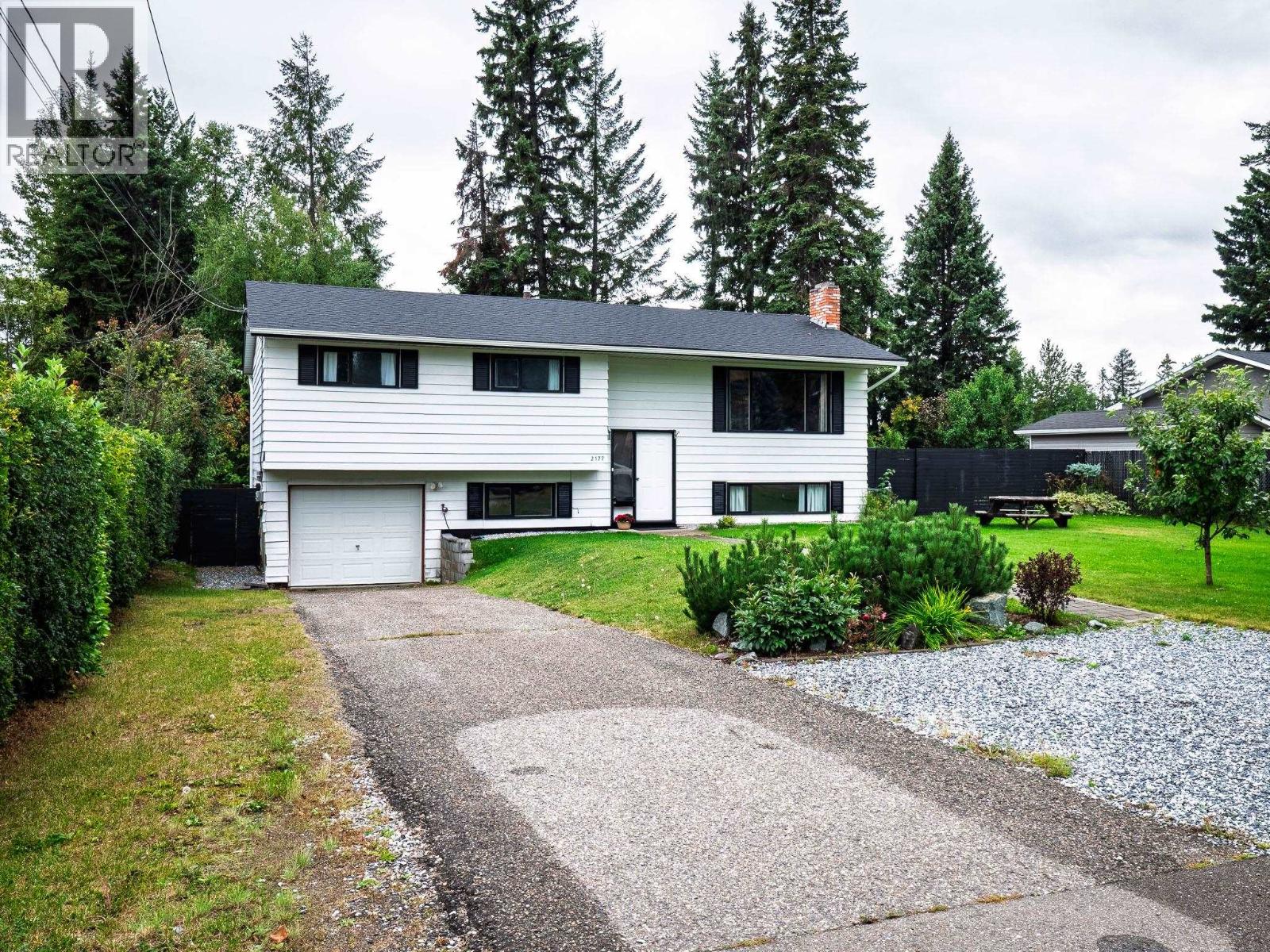 2177 Sussex Lane, Prince George, British Columbia  V2K 3J1 - Photo 1 - R3160787