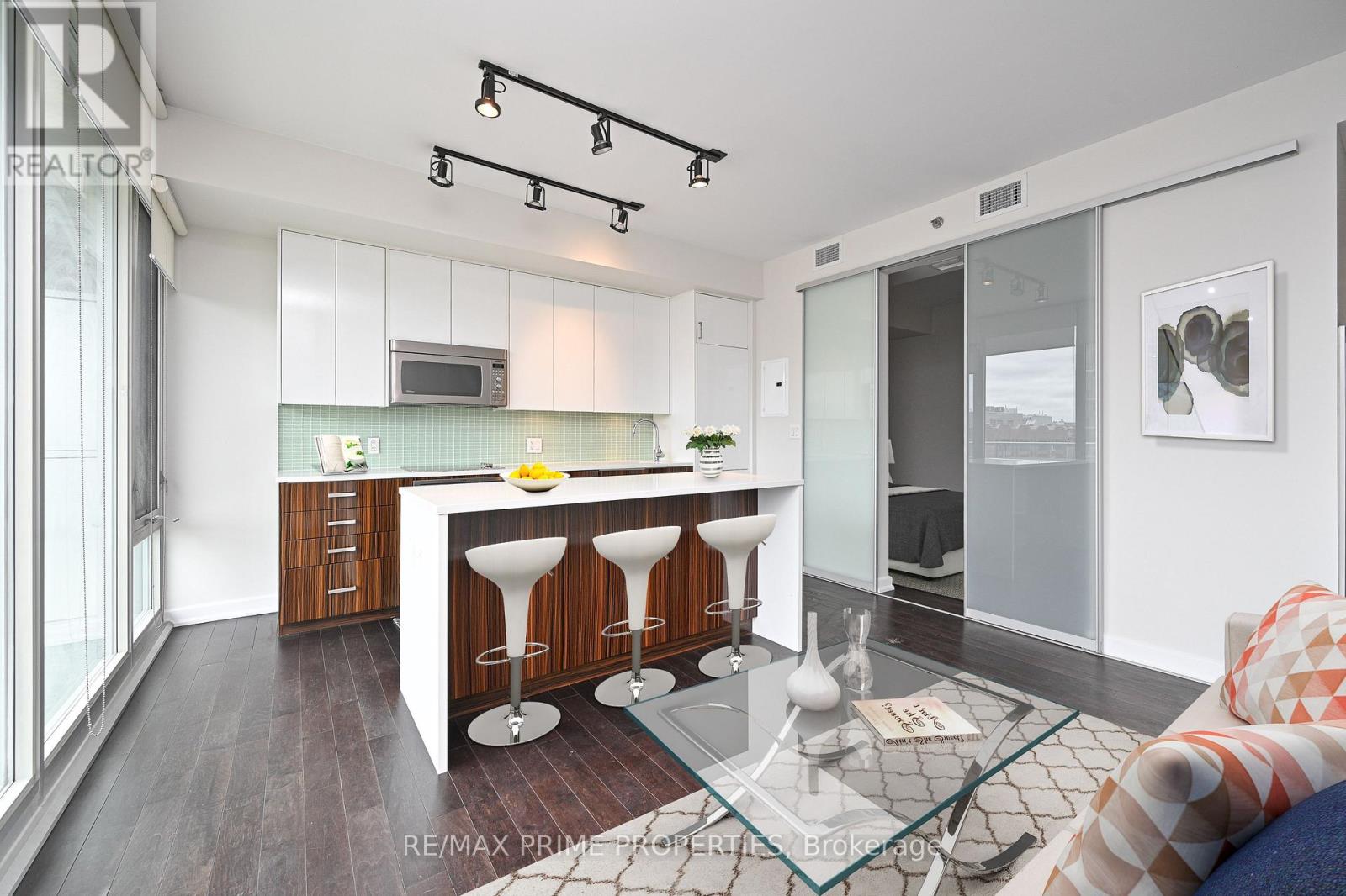 506 - 300 Lisgar Street, Ottawa, Ontario K2P 0E2 - Photo 8 - X13736866