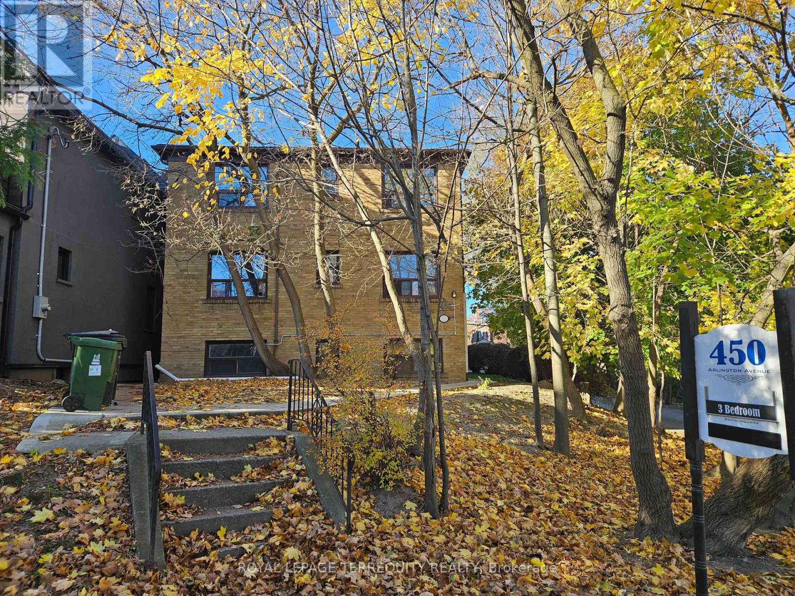 5 - 450 Arlington Avenue, Toronto, Ontario  M6C 3A2 - Photo 1 - C13737016
