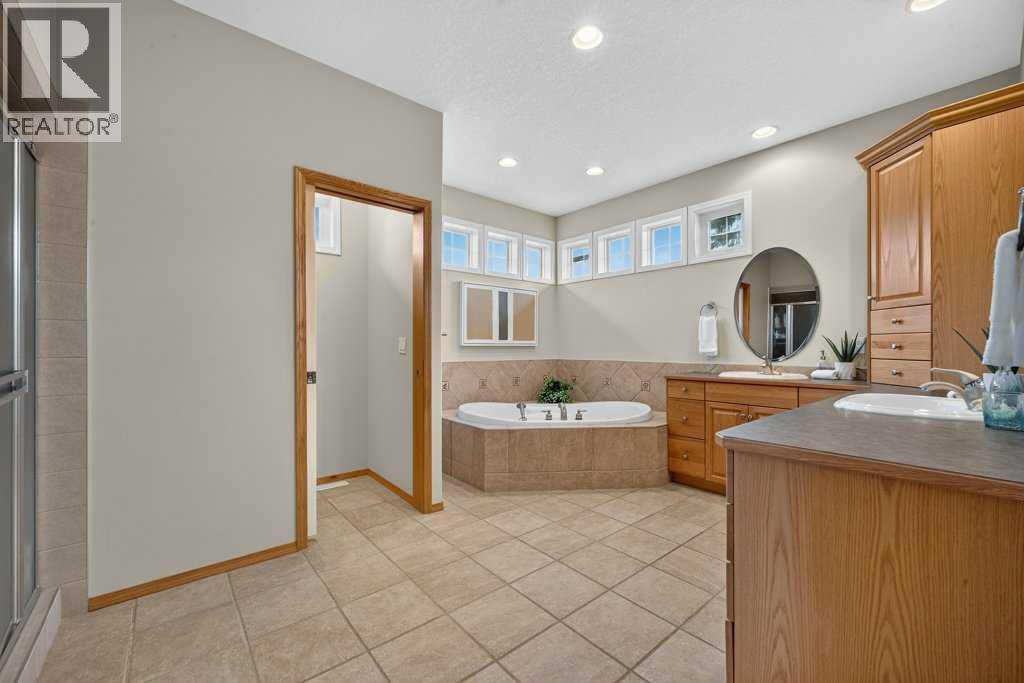 15 Rosery Drive NW, Calgary, Alberta  T2K 1L4 - Photo 26 - A2341720
