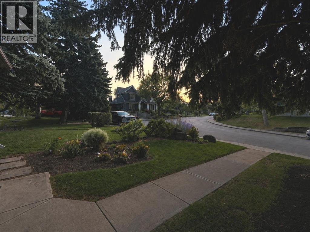 15 Rosery Drive NW, Calgary, Alberta  T2K 1L4 - Photo 5 - A2341720