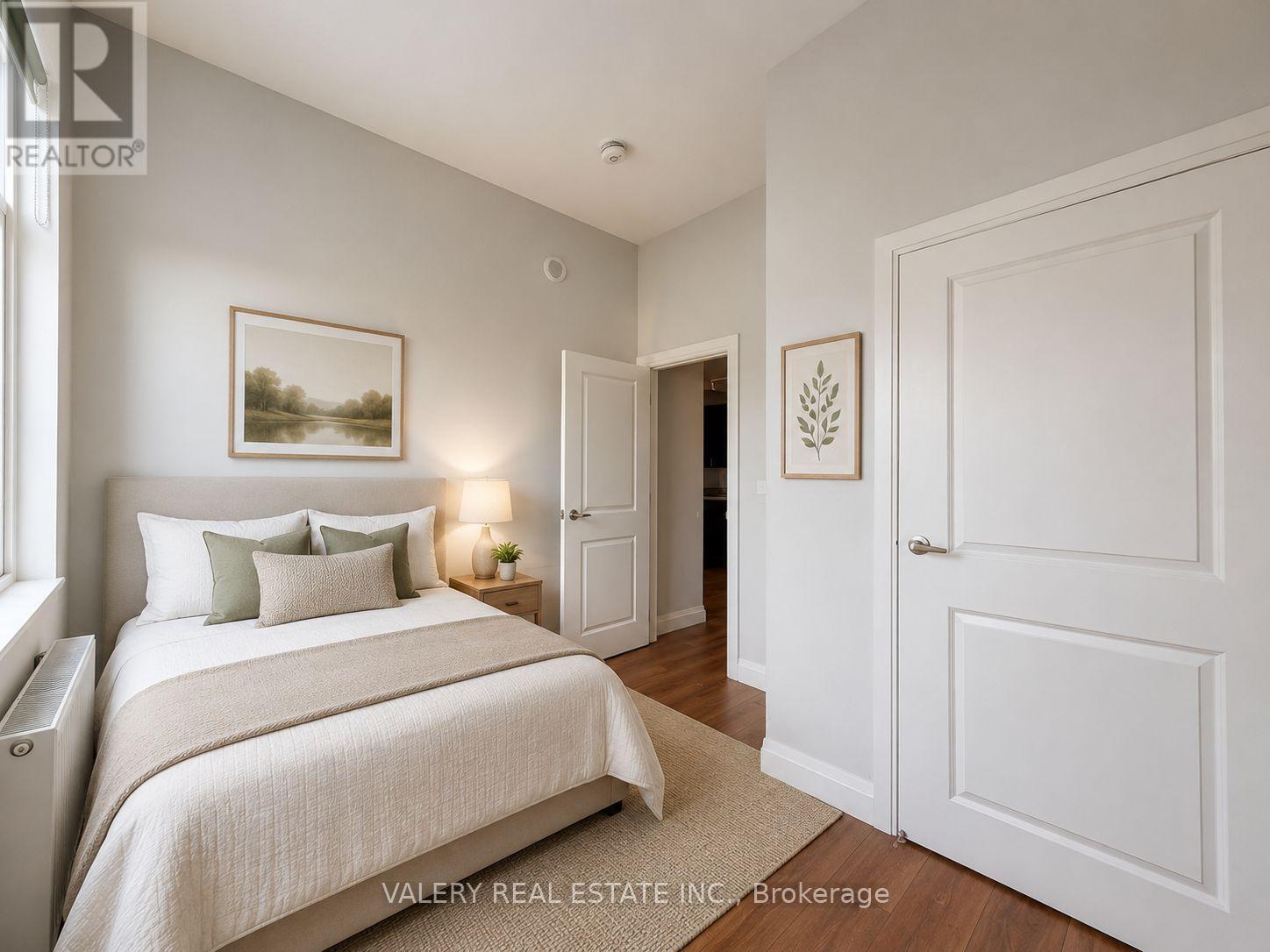 B101 - 75 Eastdale Avenue, Toronto, Ontario  M4C 5N3 - Photo 4 - E13736906