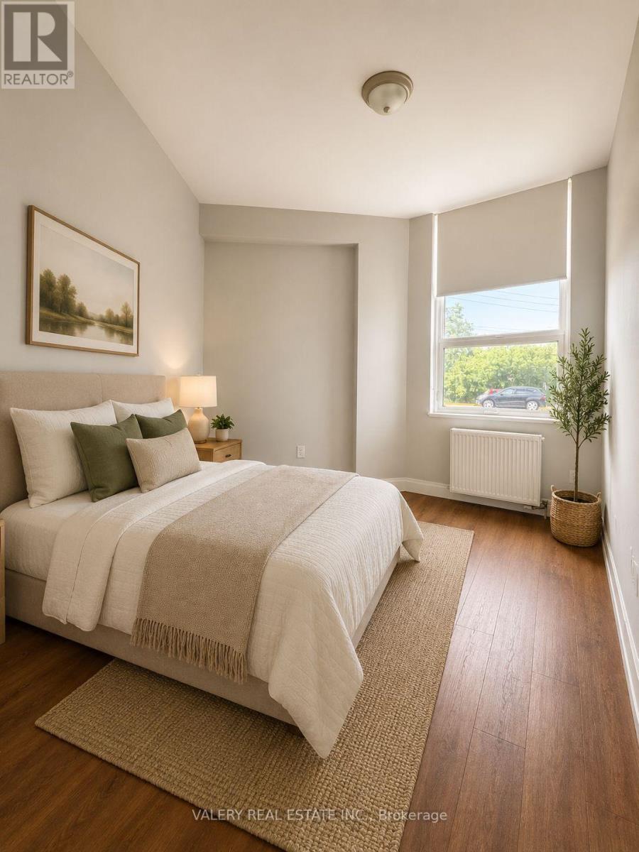 B101 - 75 Eastdale Avenue, Toronto, Ontario  M4C 5N3 - Photo 5 - E13736906