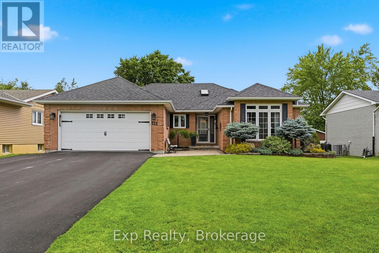 121 Simcoe Street, Greater Napanee, Ontario  K7R 2X5 - Photo 2 - X13736760