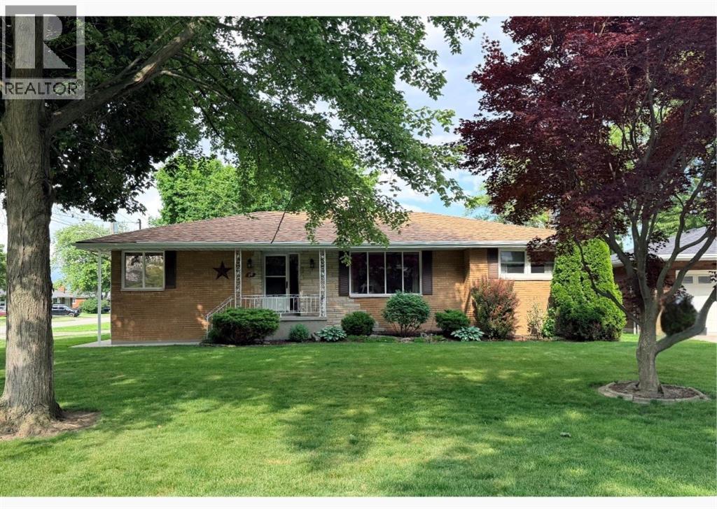 29 Joseph CRESCENT Wallaceburg Ontario Canada N8A2J4