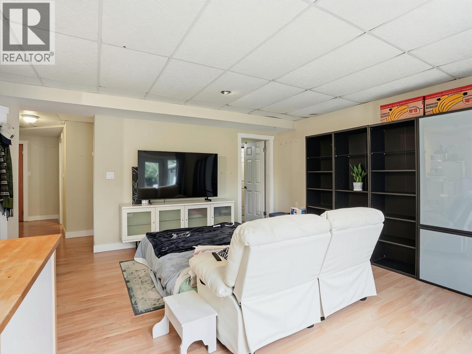 1481 Shaughnessy Place, Gibsons, British Columbia  V0N 1V5 - Photo 29 - R3160763