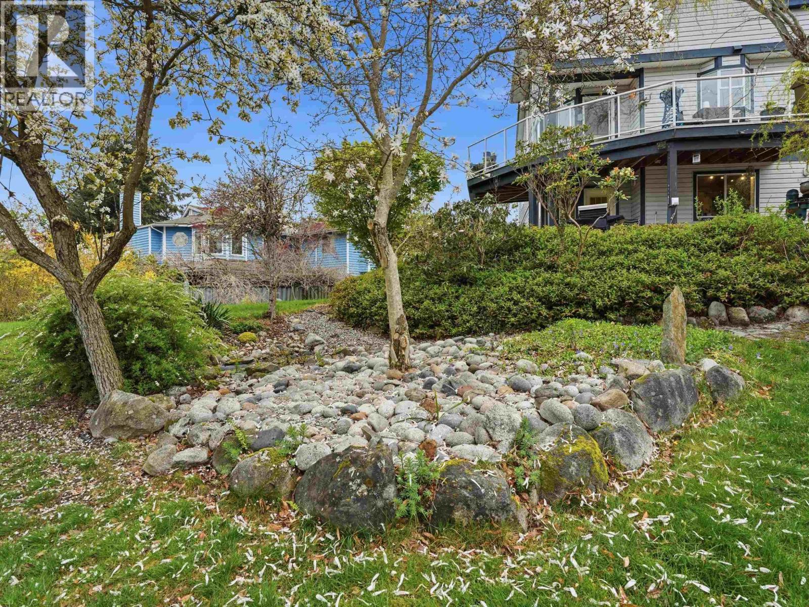 1481 Shaughnessy Place, Gibsons, British Columbia  V0N 1V5 - Photo 35 - R3160763