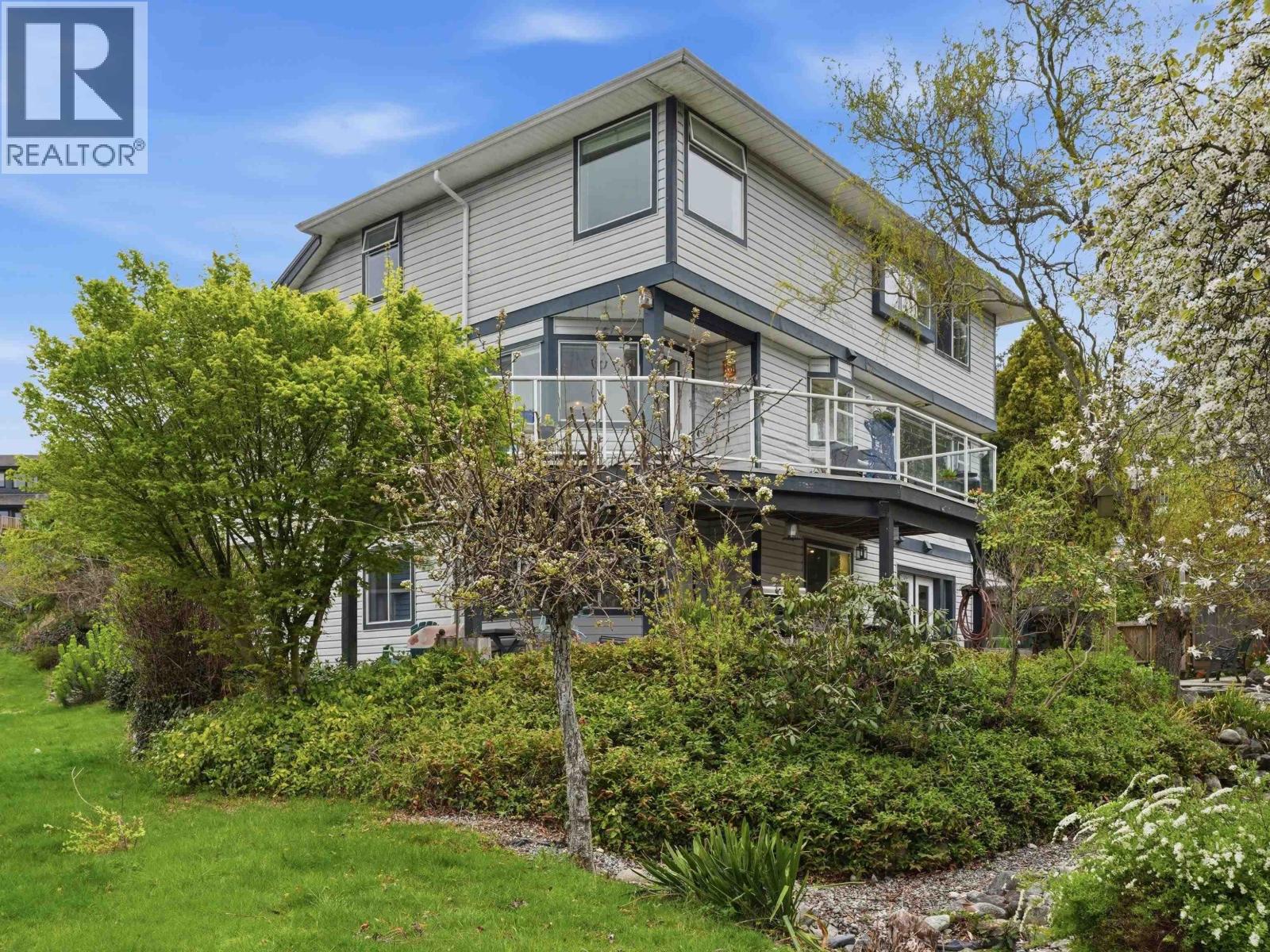 1481 Shaughnessy Place, Gibsons, British Columbia  V0N 1V5 - Photo 37 - R3160763