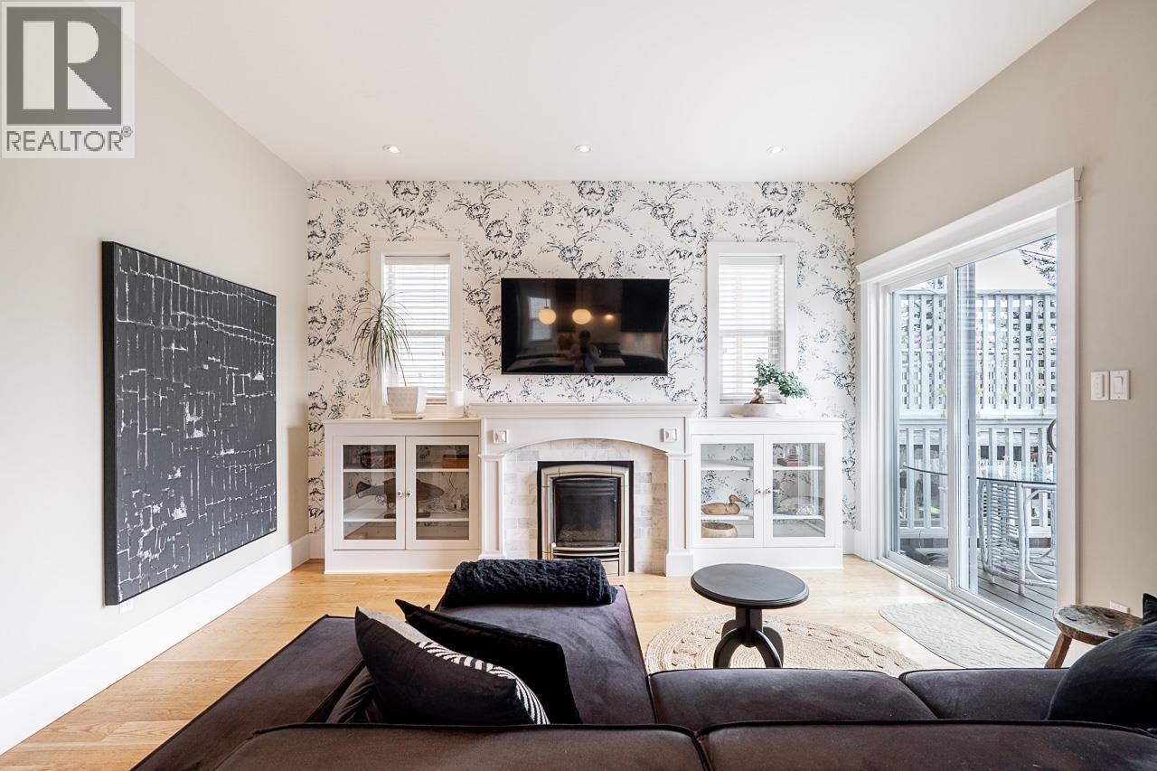 457 E 11th Street, North Vancouver, British Columbia  V7L 2H3 - Photo 11 - R3160766