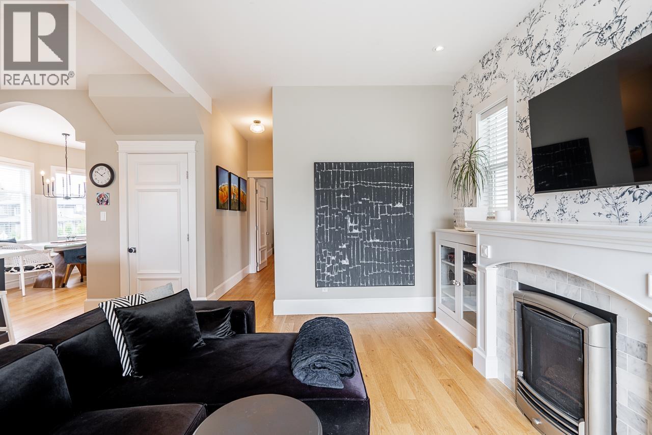 457 E 11th Street, North Vancouver, British Columbia  V7L 2H3 - Photo 12 - R3160766