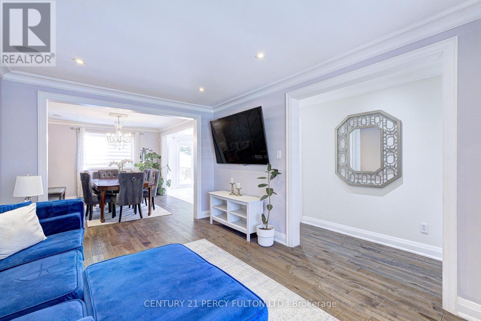 109 Woodcroft Lane, Vaughan, Ontario  L4L 6T2 - Photo 9 - N13736872