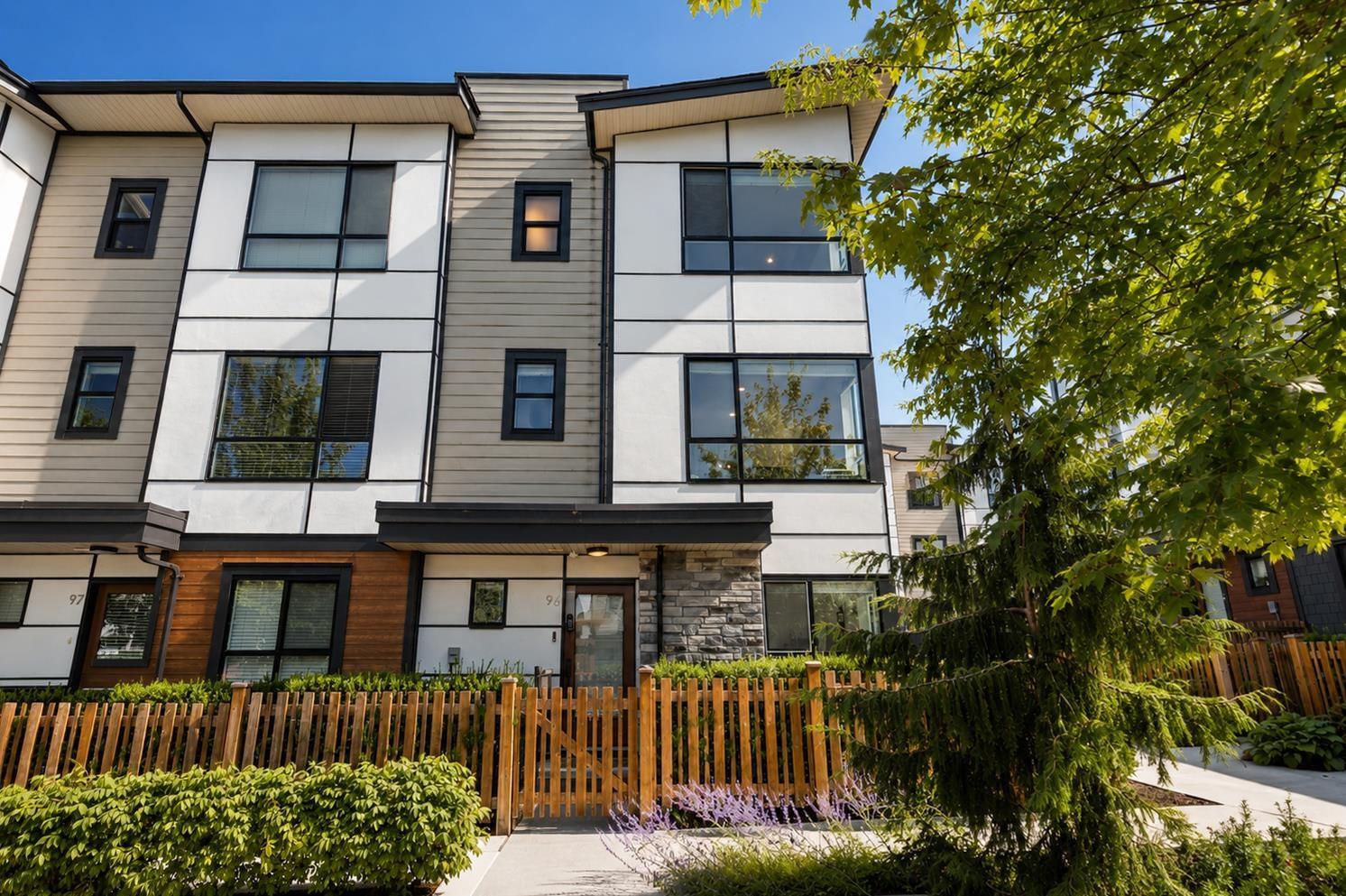 96 20150 81 Avenue, Langley, British Columbia  V2Y 3L8 - Photo 2 - R3147200