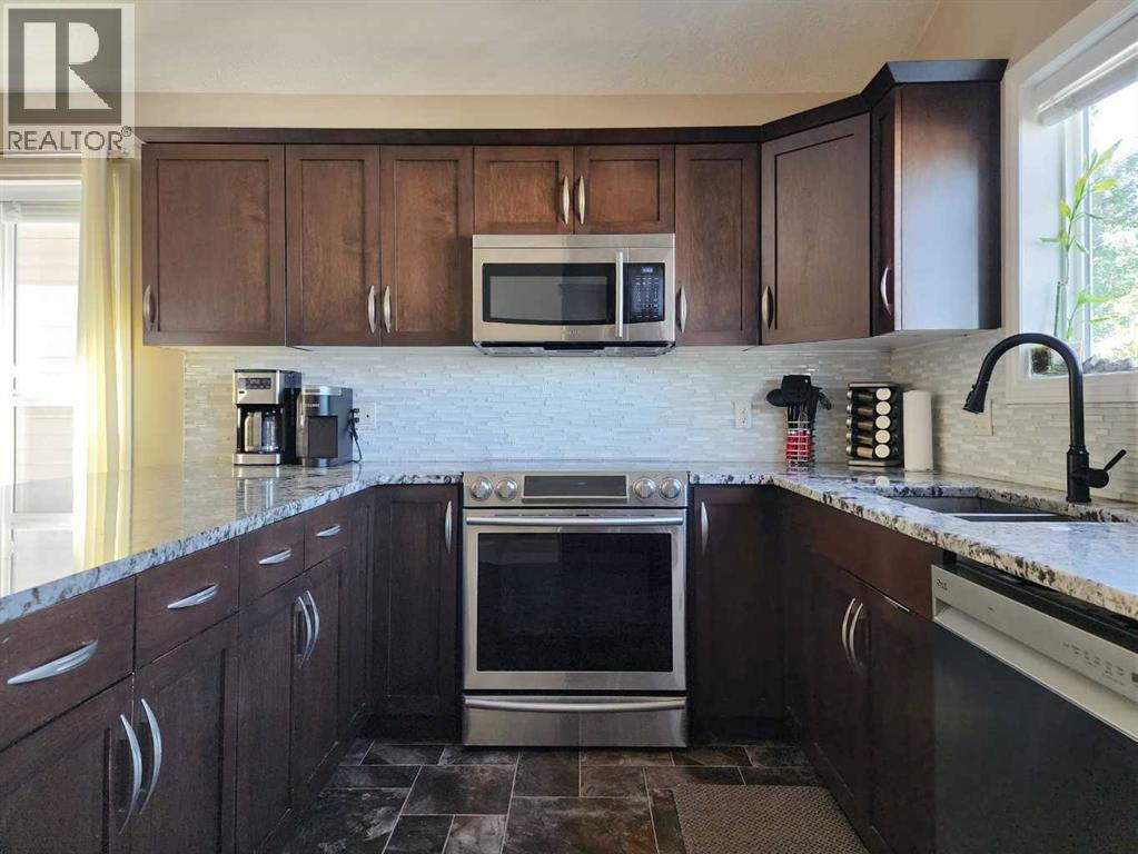 4626 6 Street, Coalhurst, Alberta  T0L 0V0 - Photo 8 - A2341754