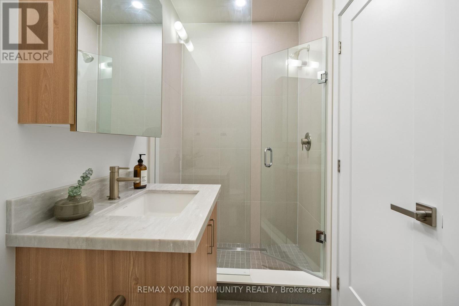 3 - 34 Poplar Avenue, Toronto, Ontario  M9B 3R4 - Photo 26 - W13736904