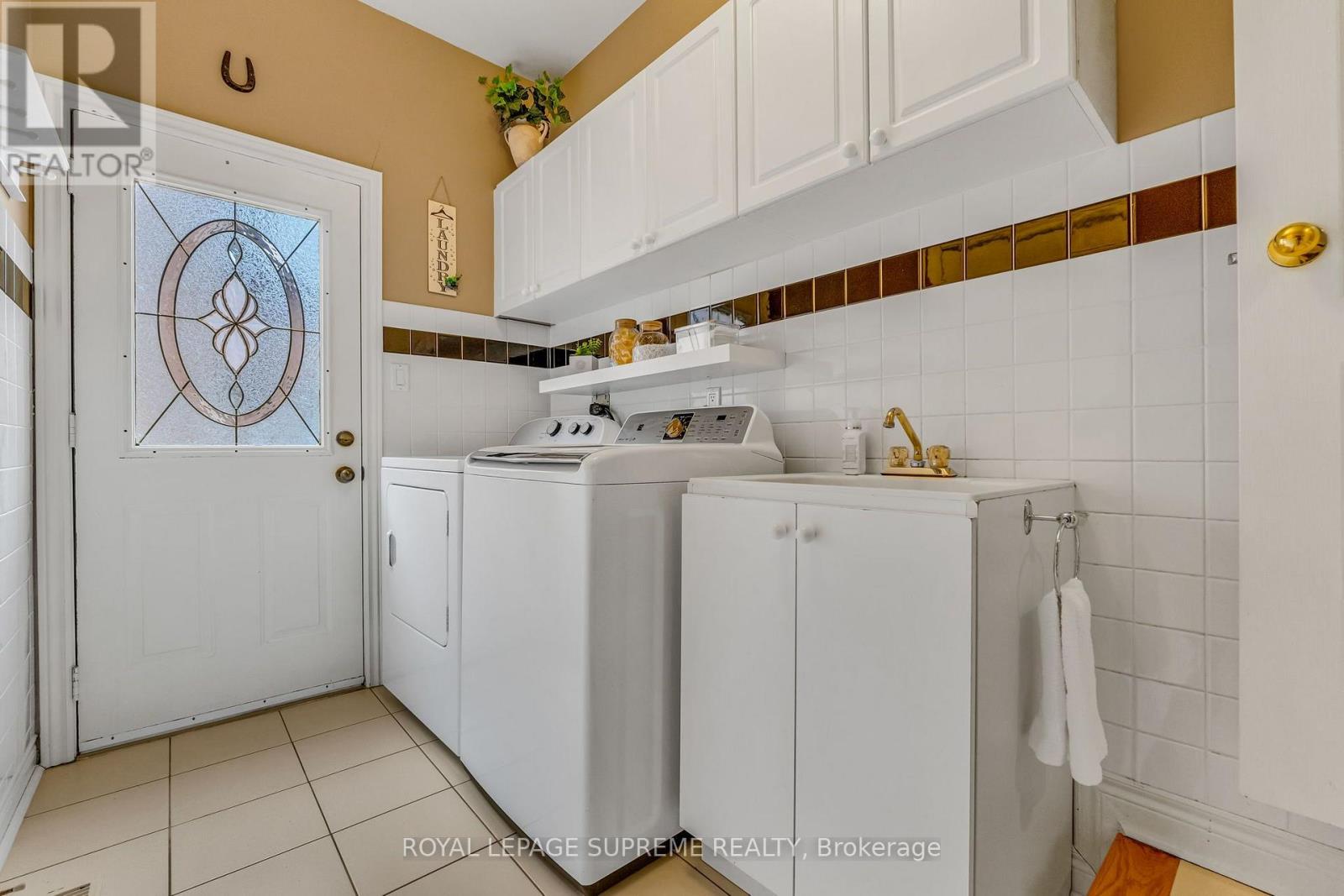 2819 Duncairn Drive, Mississauga, Ontario  L5M 5C6 - Photo 15 - W13736966
