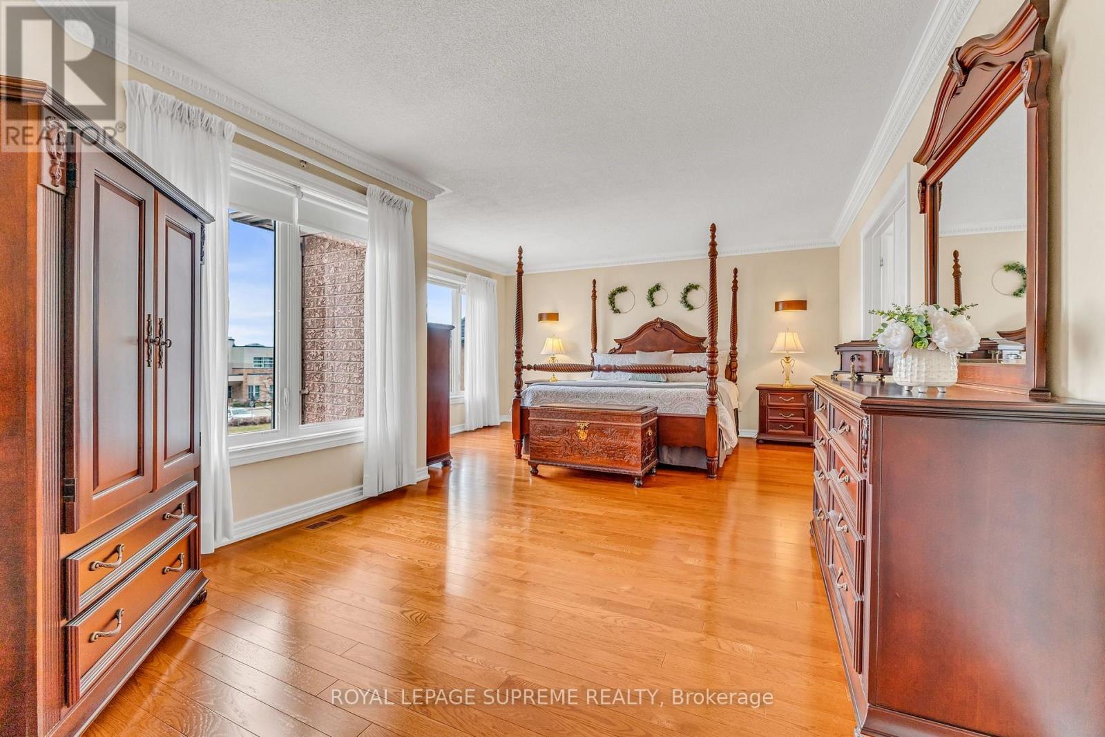 2819 Duncairn Drive, Mississauga, Ontario  L5M 5C6 - Photo 18 - W13736966