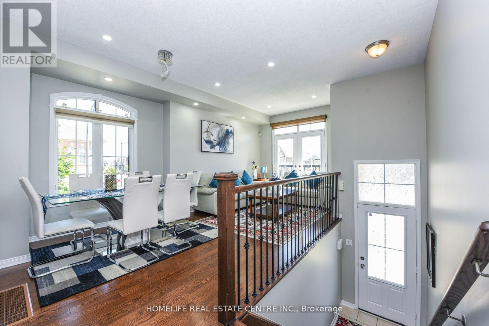 234 Inspire Boulevard, Brampton, Ontario  L6R 3W5 - Photo 4 - W13736976