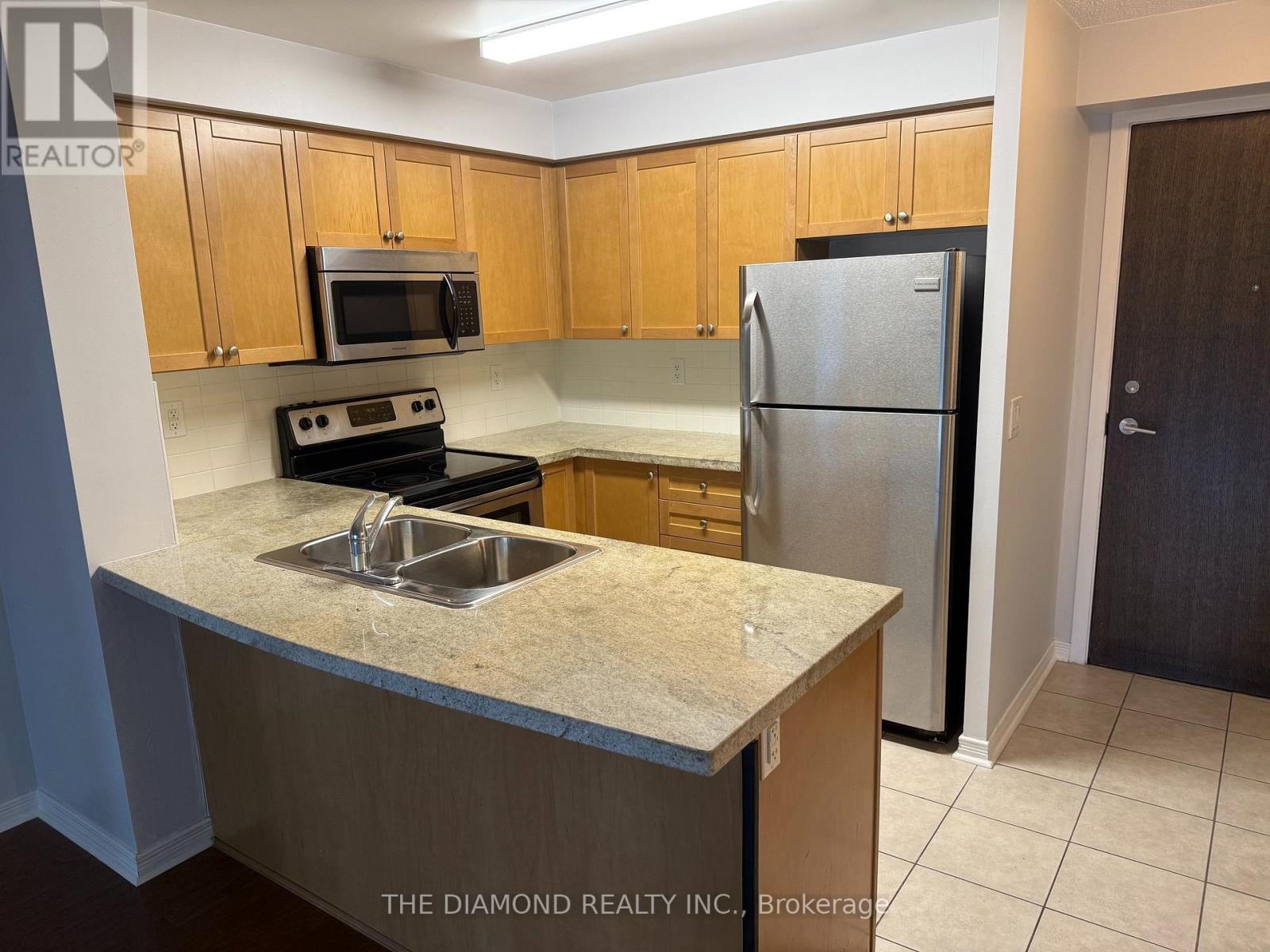 308 - 3 Michael Power Place, Toronto, Ontario M9A 0A2 - Photo 7 - W13736998