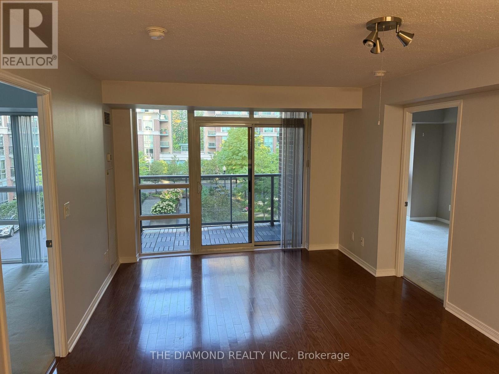 308 - 3 Michael Power Place, Toronto, Ontario M9A 0A2 - Photo 8 - W13736998