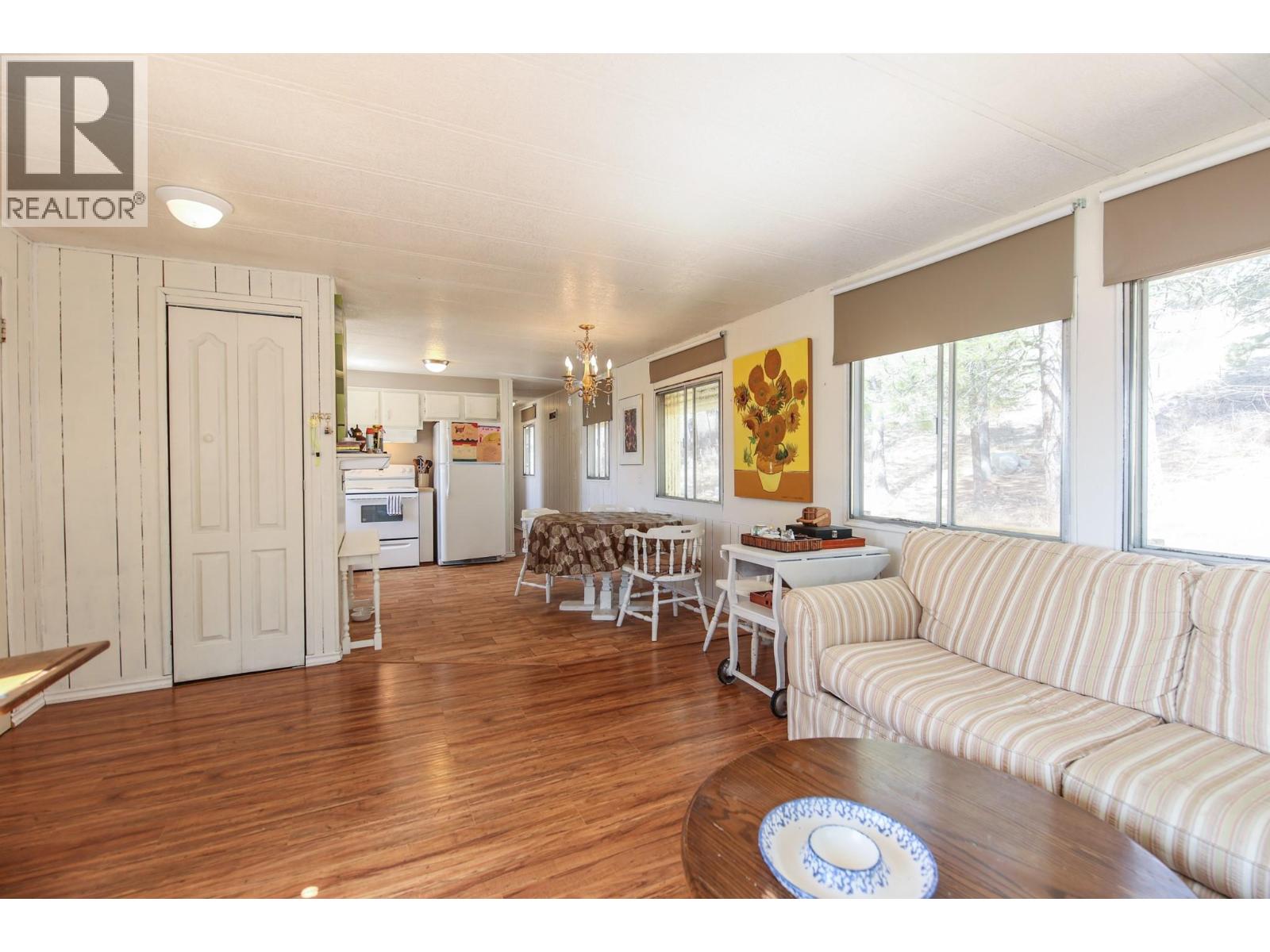250 Longjoe Road, Osoyoos, British Columbia  V0H 1V6 - Photo 30 - 10350870