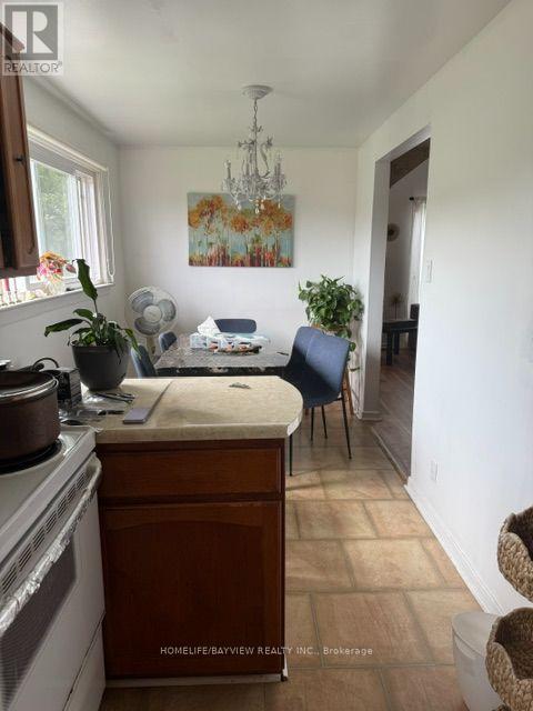 2nd Floor - 539 Elgin Mills Road W, Richmond Hill, Ontario  L4C 4M3 - Photo 14 - N13686532