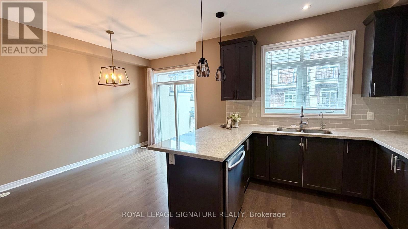 3050 Eberly Woods Drive, Oakville, Ontario  L6M 0T5 - Photo 18 - W13735296