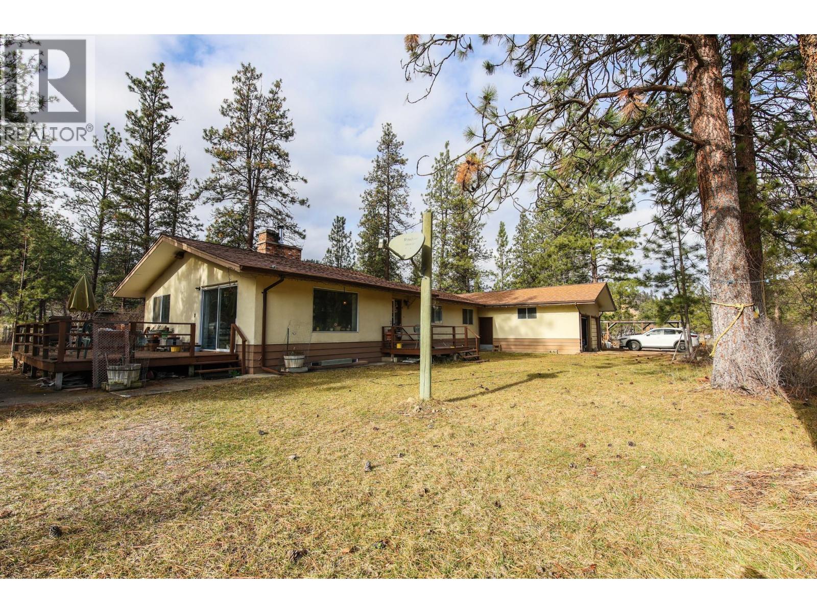 698 Green Lake Road Oliver Photo 8 698 Green Lake Road Oliver Photo 8