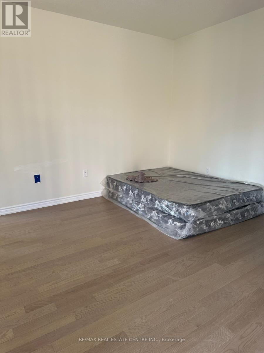 42 Postill Street, Brant, Ontario  N3L 0R4 - Photo 11 - X13736886