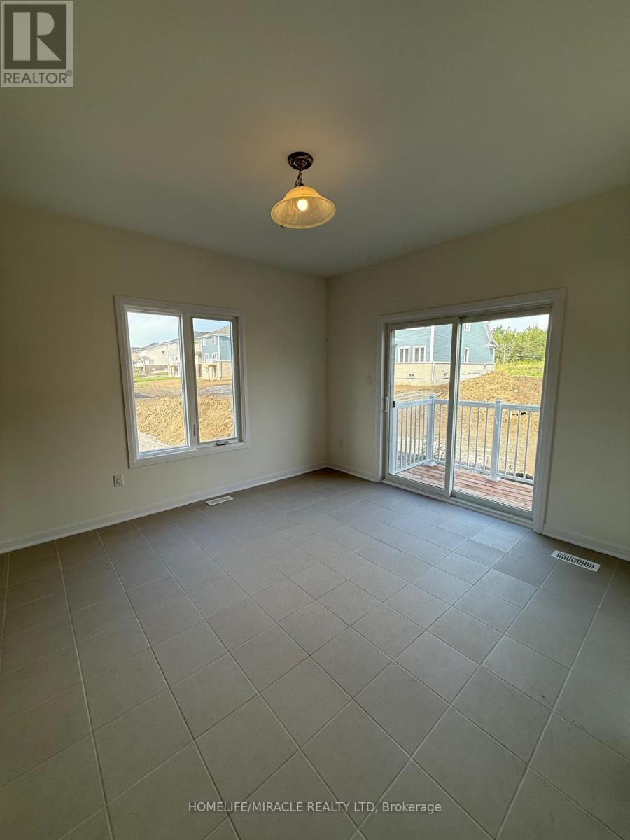 35 Royal Oak Crescent, Loyalist, Ontario  K0H 1G0 - Photo 11 - X13736970
