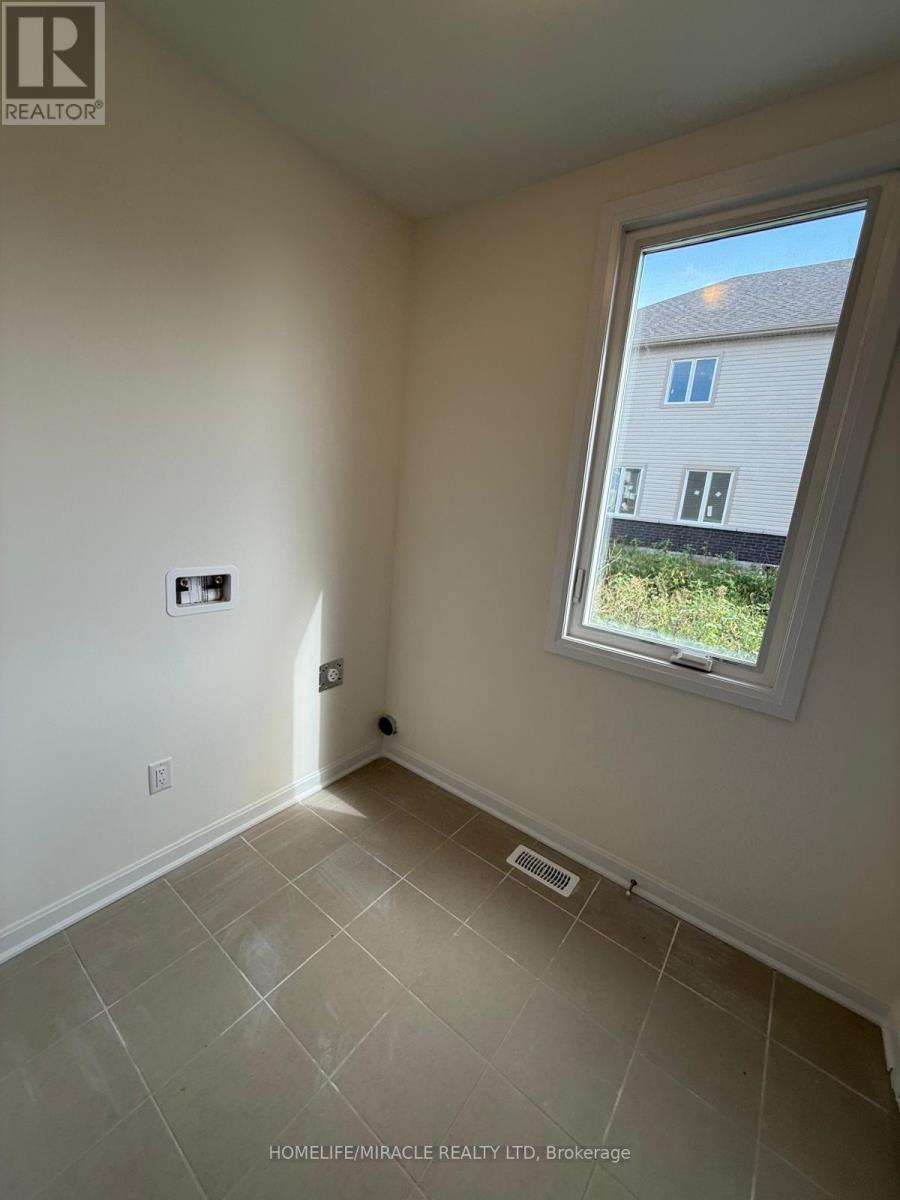 35 Royal Oak Crescent, Loyalist, Ontario  K0H 1G0 - Photo 18 - X13736970