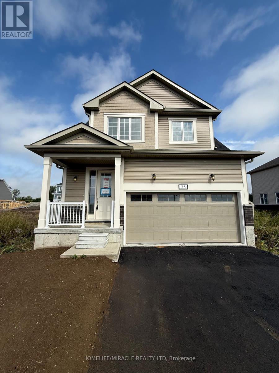 35 Royal Oak Crescent, Loyalist, Ontario  K0H 1G0 - Photo 2 - X13736970