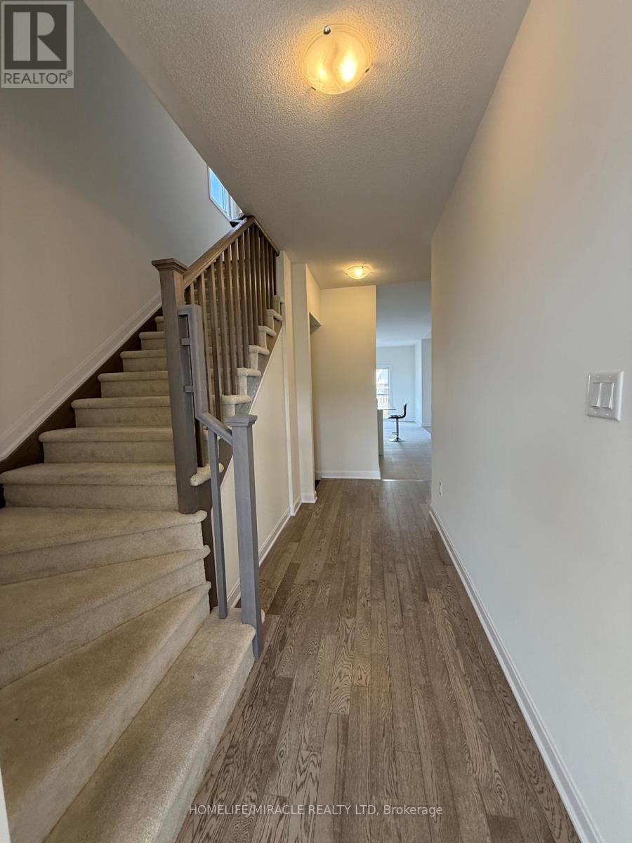 35 Royal Oak Crescent, Loyalist, Ontario  K0H 1G0 - Photo 4 - X13736970