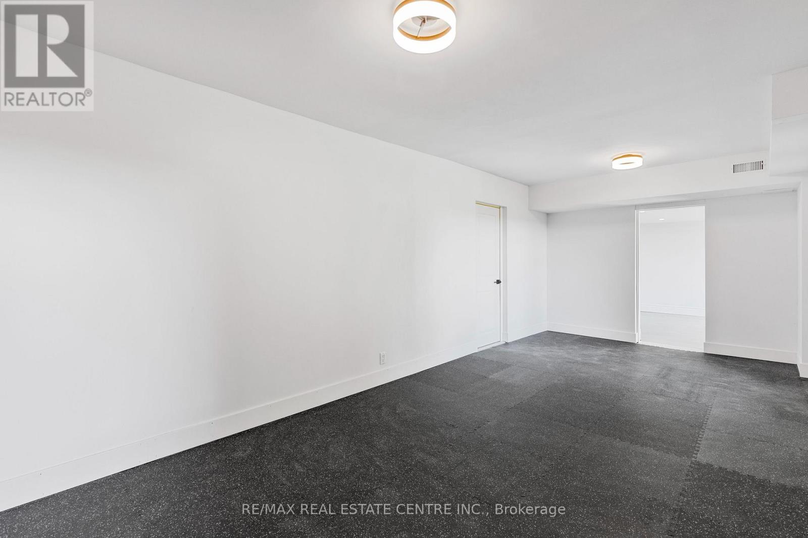 50 Oak Avenue, Hamilton, Ontario  L9H 4Y9 - Photo 18 - X13736994