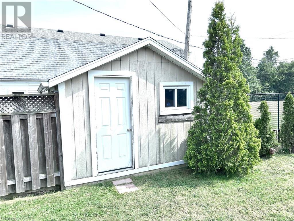 1279 Niagara River Parkway, Fort Erie, Ontario  L2A 5M4 - Photo 3 - X13737012