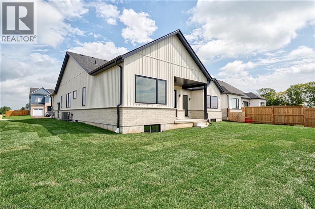 102 Clayton Street, Mitchell, Ontario  N0K 1N0 - Photo 28 - 40859998
