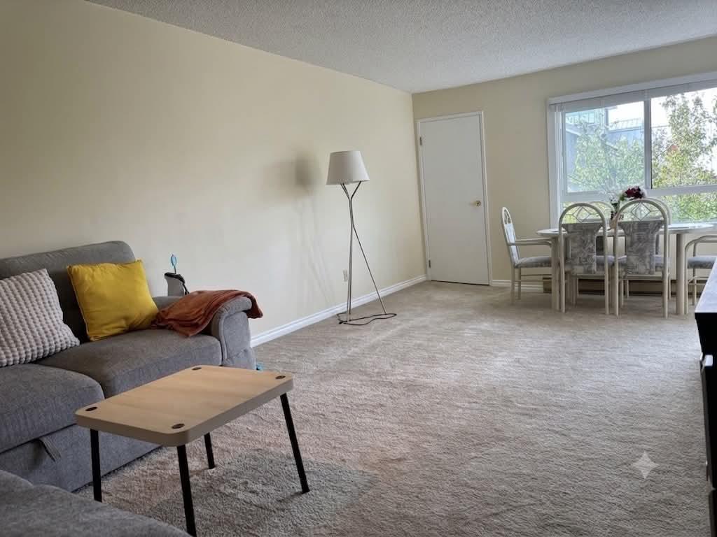 301 1280 Fir Street, White Rock, British Columbia  V4B 4B1 - Photo 3 - R3160758