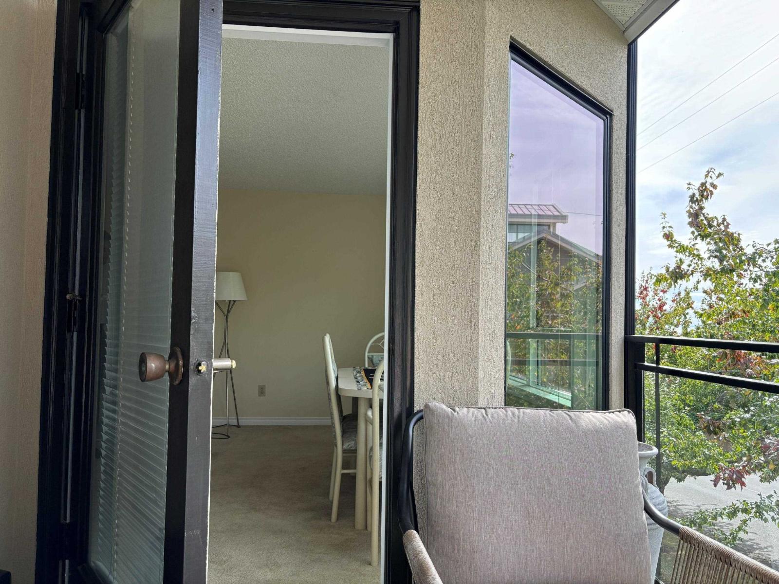 301 1280 Fir Street, White Rock, British Columbia  V4B 4B1 - Photo 5 - R3160758