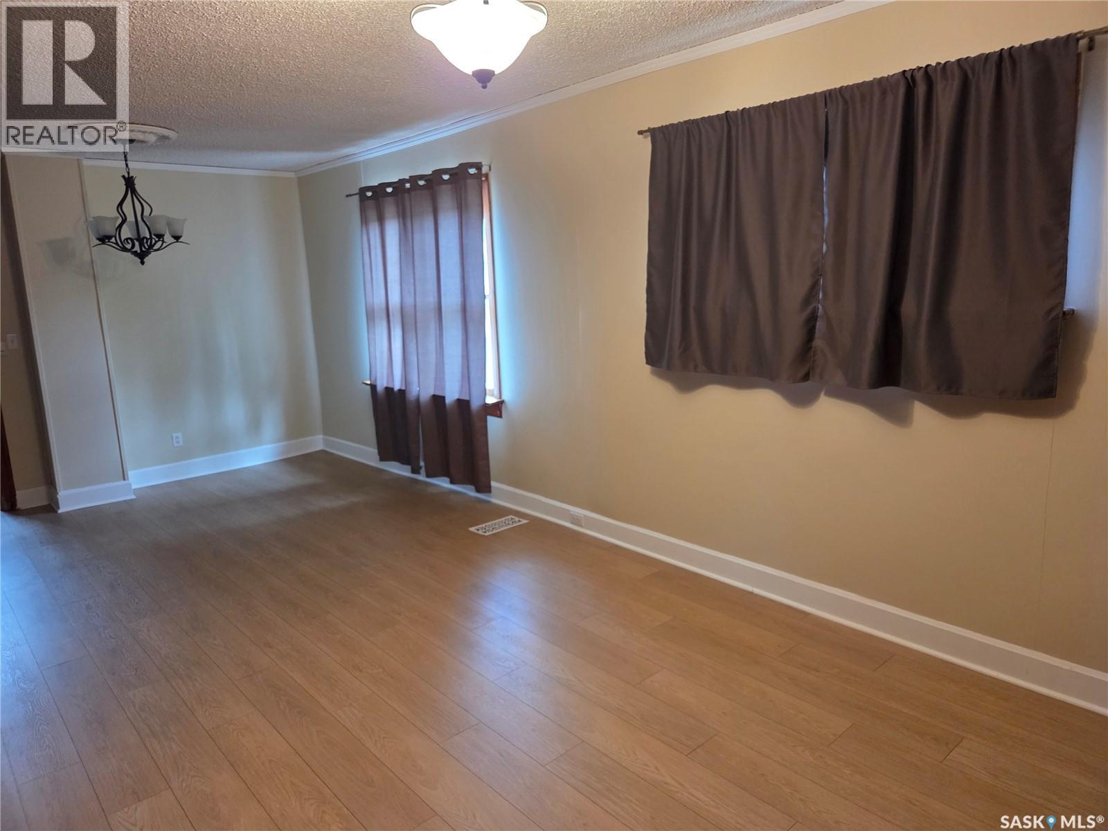 1001 104th Avenue, Tisdale, Saskatchewan  S0E 1T0 - Photo 6 - SK047320