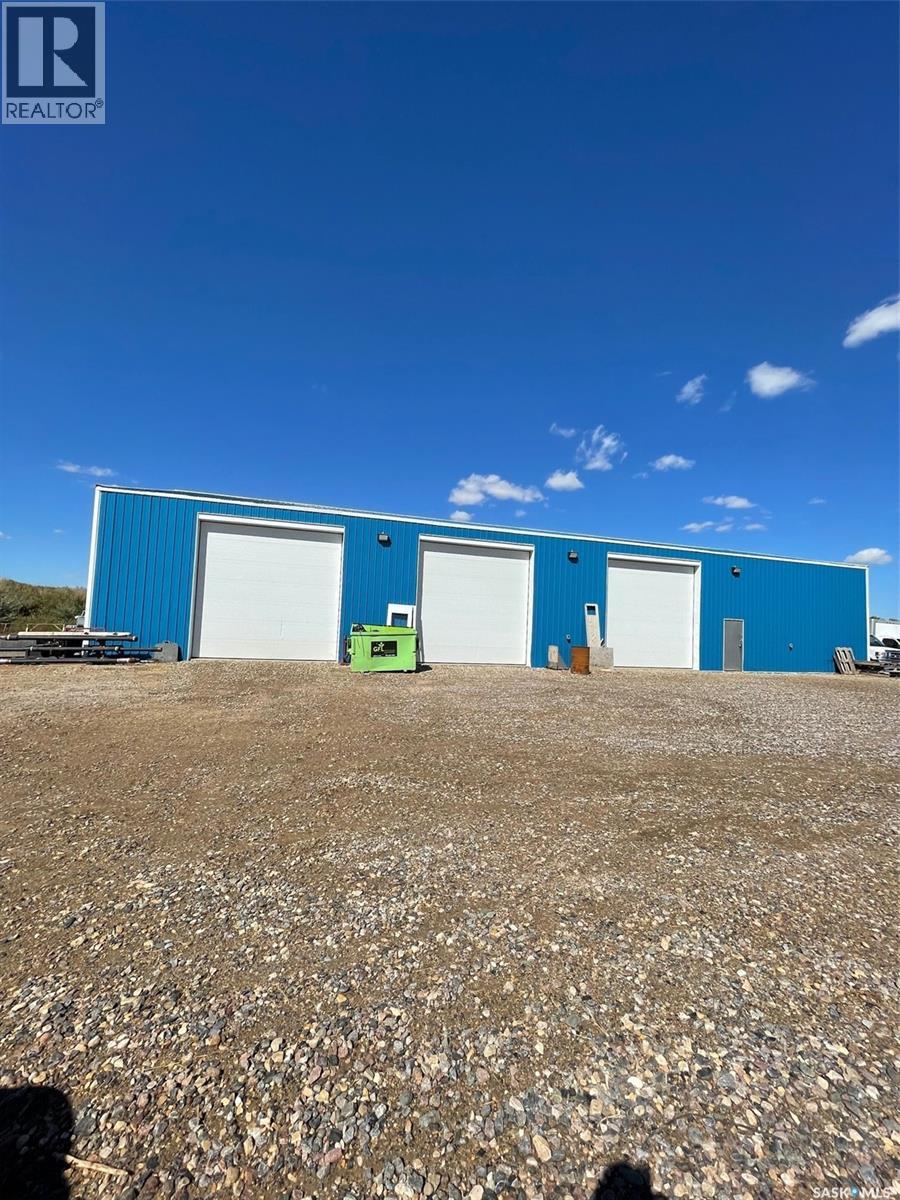 Safe Self Storage, Estevan Rm No. 5, Saskatchewan  S4A 0W8 - Photo 4 - SK047317
