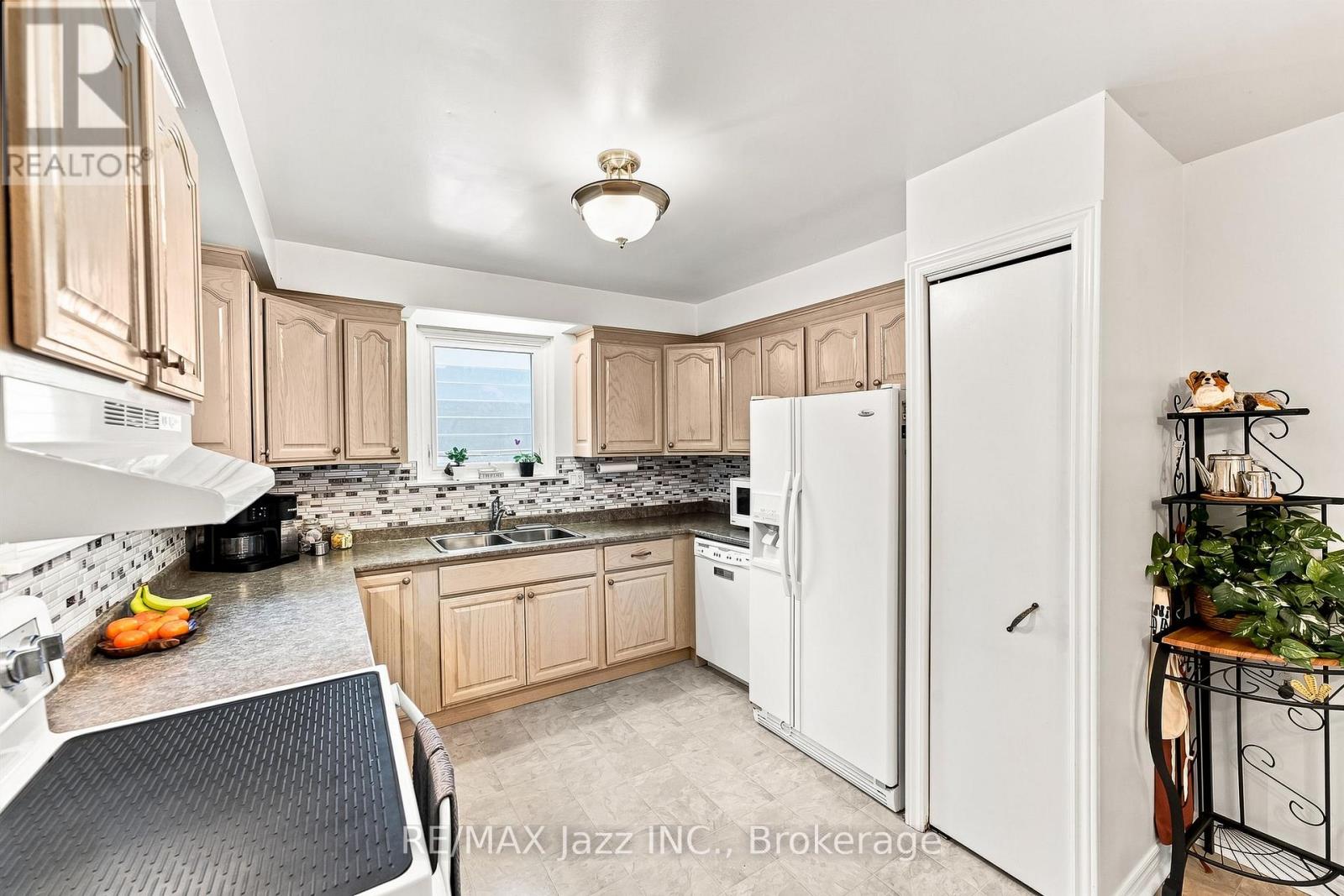 76 Chester Crescent, Scugog, Ontario  L9L 1K8 - Photo 11 - E13737114