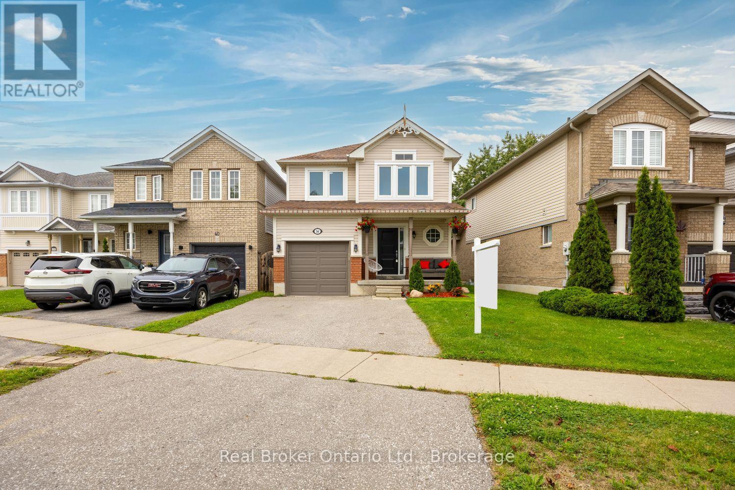 36 Bannister Street, Clarington, Ontario  L1C 5L8 - Photo 4 - E13737182