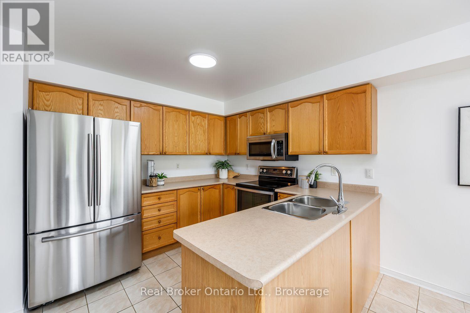 36 Bannister Street, Clarington, Ontario  L1C 5L8 - Photo 8 - E13737182