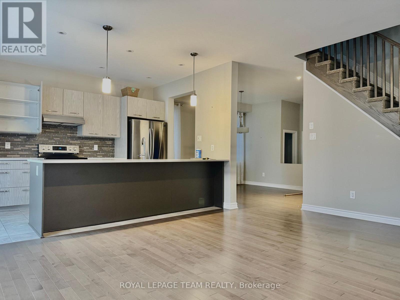 82 Warrior Street, Ottawa, Ontario K2V 0M2 - Photo 8 - X13737100
