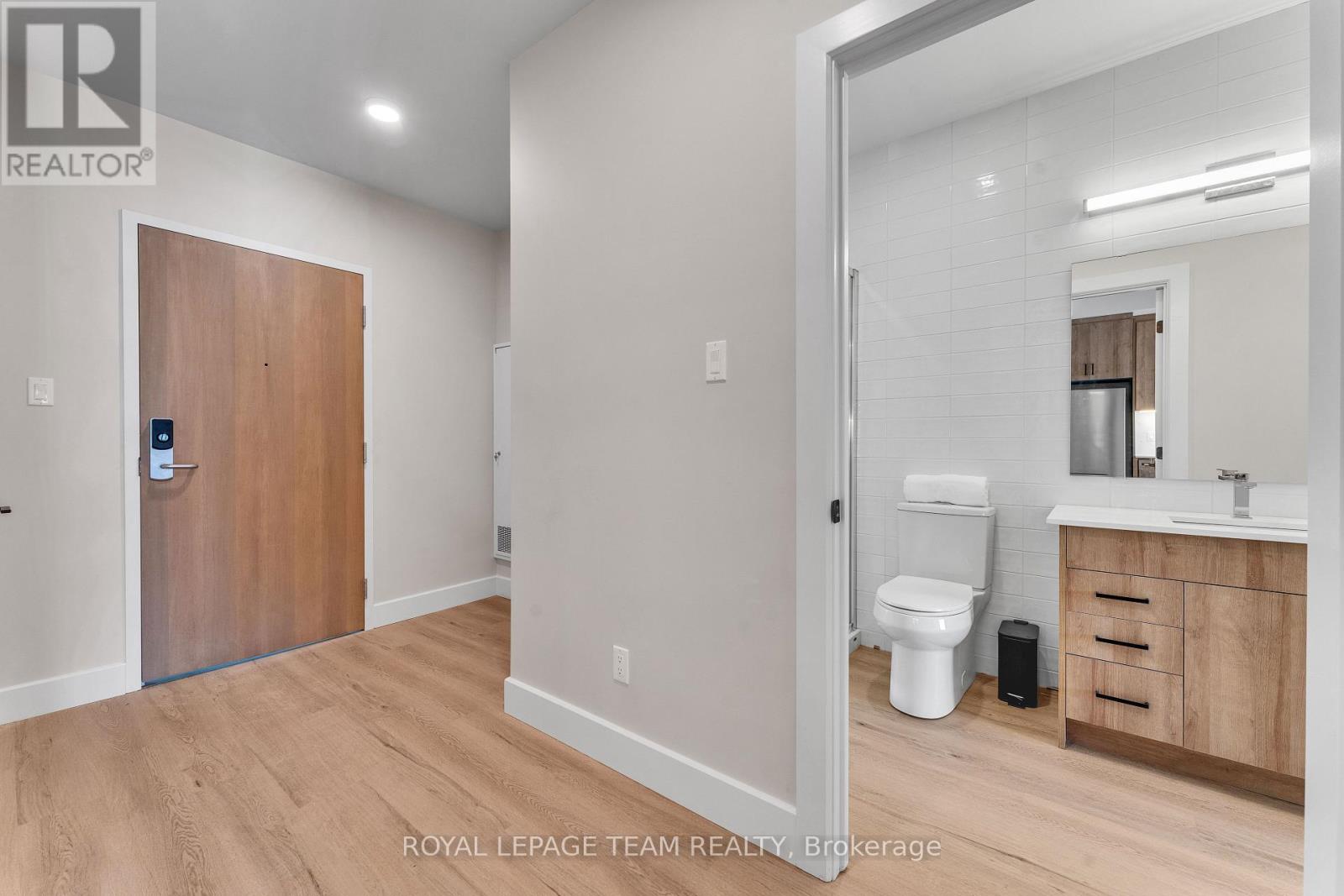 305 - 1008 Rogers Crescent, Brockville, Ontario K6V 6X5 - Photo 6 - X13737180