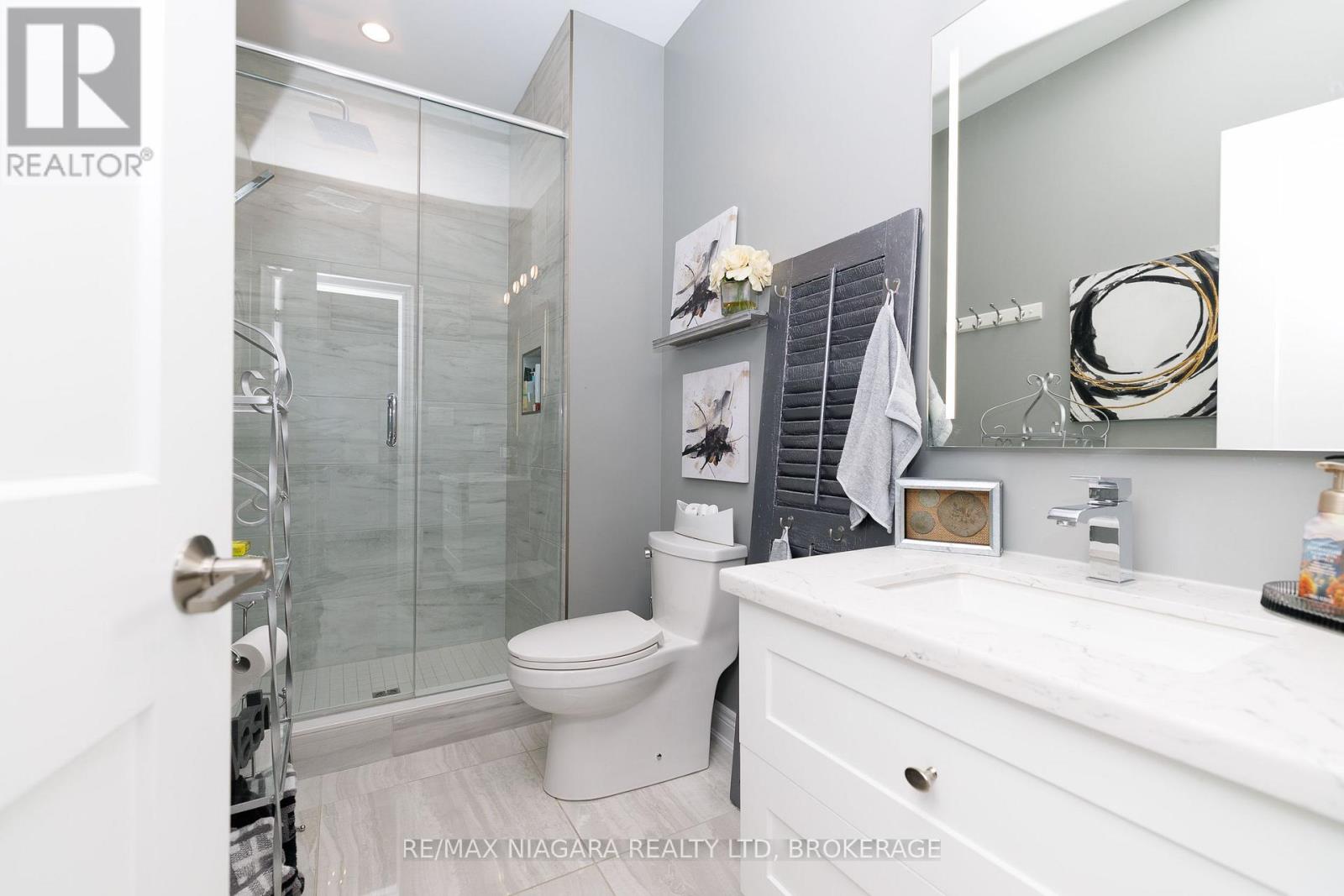 36 Derbyshire Drive, Fort Erie, Ontario  L0S 1N0 - Photo 17 - X13737240
