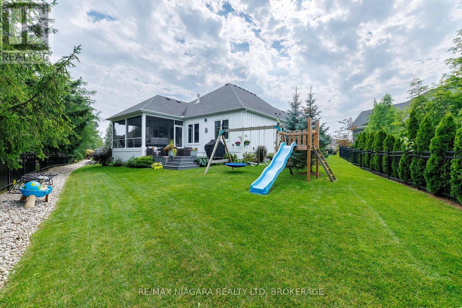 36 Derbyshire Drive, Fort Erie, Ontario  L0S 1N0 - Photo 23 - X13737240