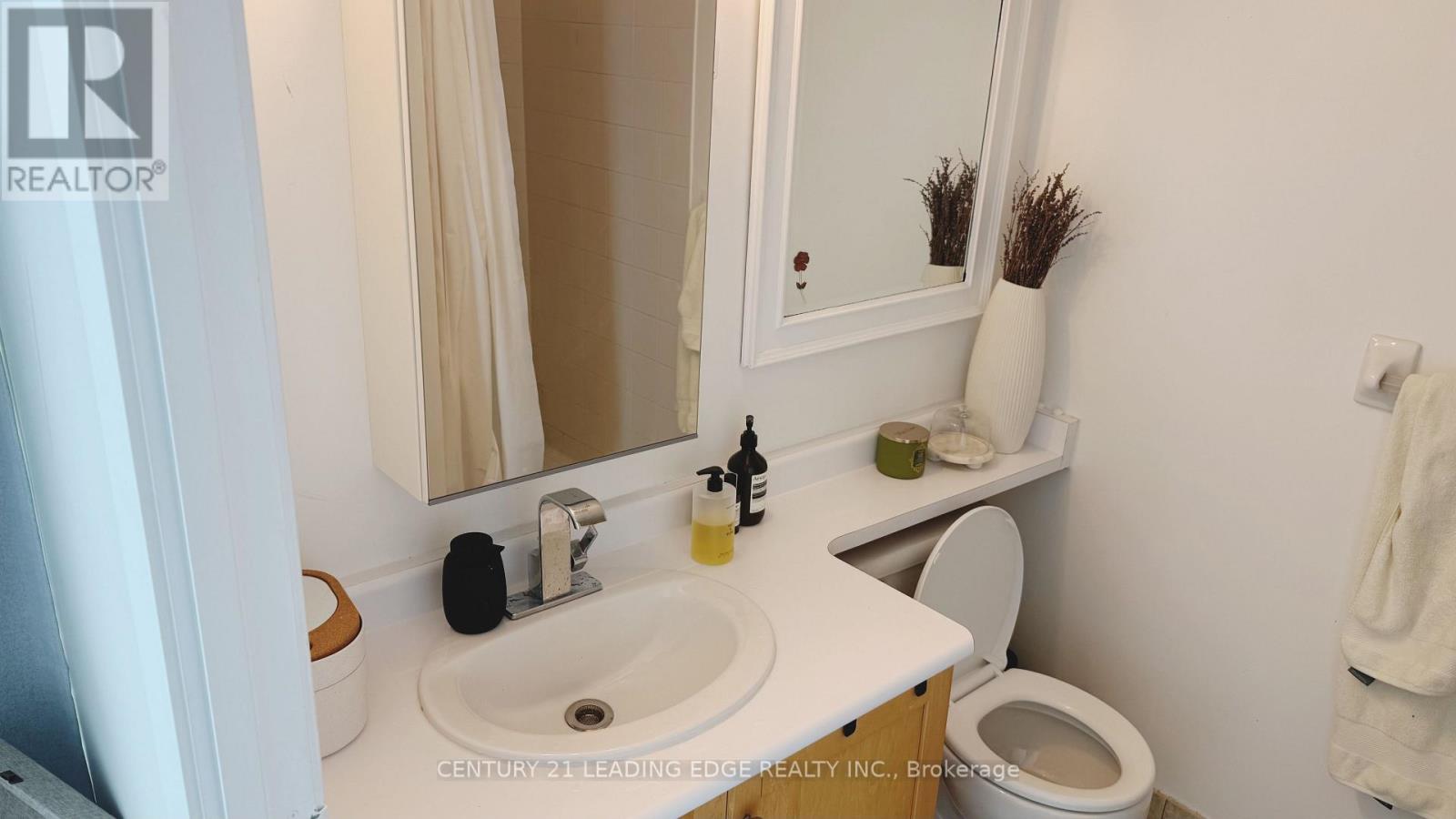1821 - 650 Queens Quay W, Toronto, Ontario  M5V 3N2 - Photo 6 - C13737078