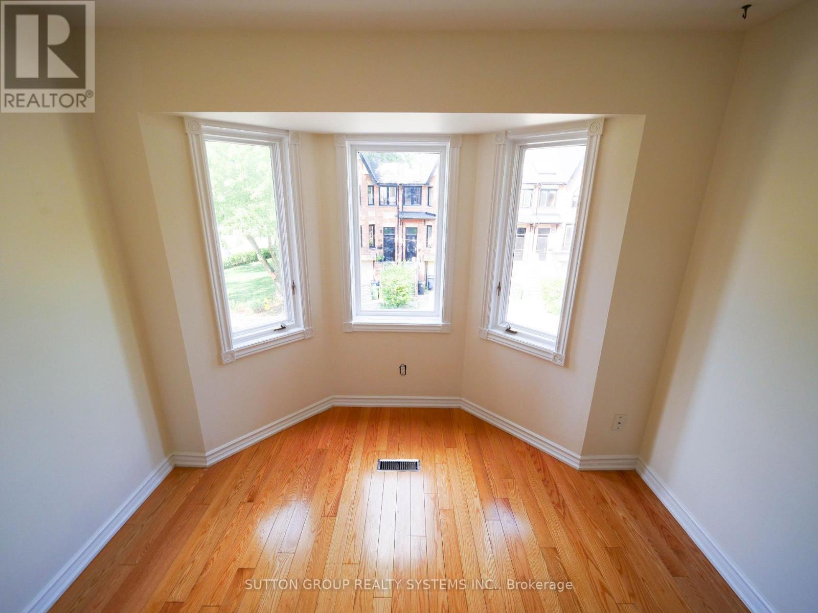 45 Soho Square, Toronto, Ontario  M5T 2Z2 - Photo 9 - C13737108