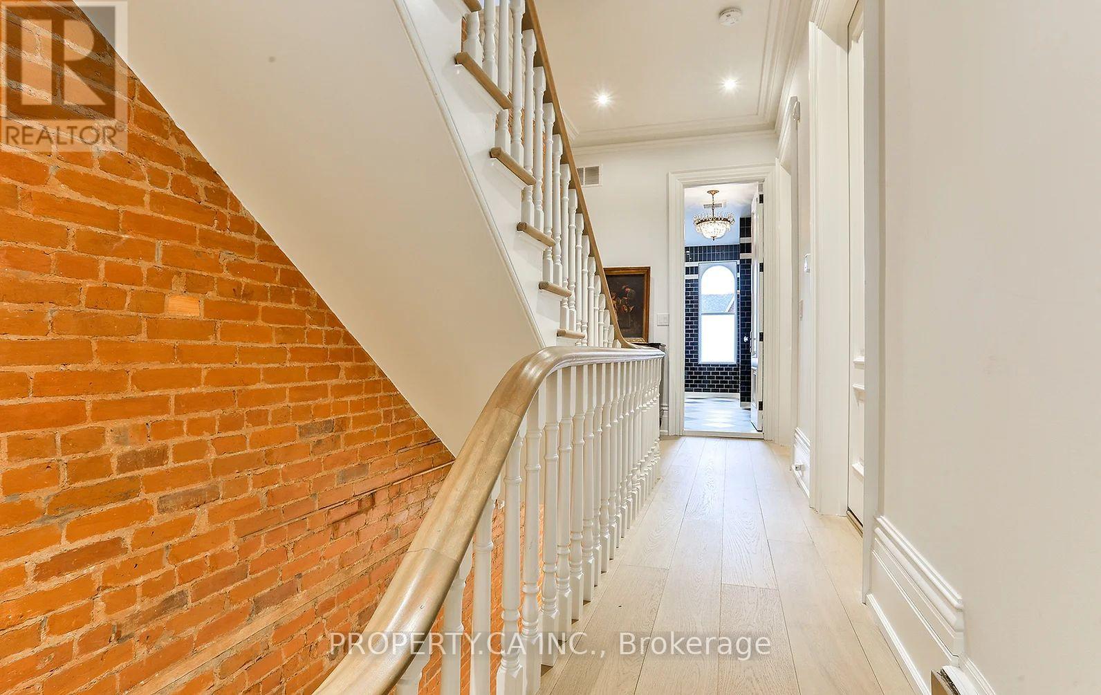 Main House - 38 Beaconsfield Avenue, Toronto, Ontario  M6J 3H9 - Photo 25 - C13737254