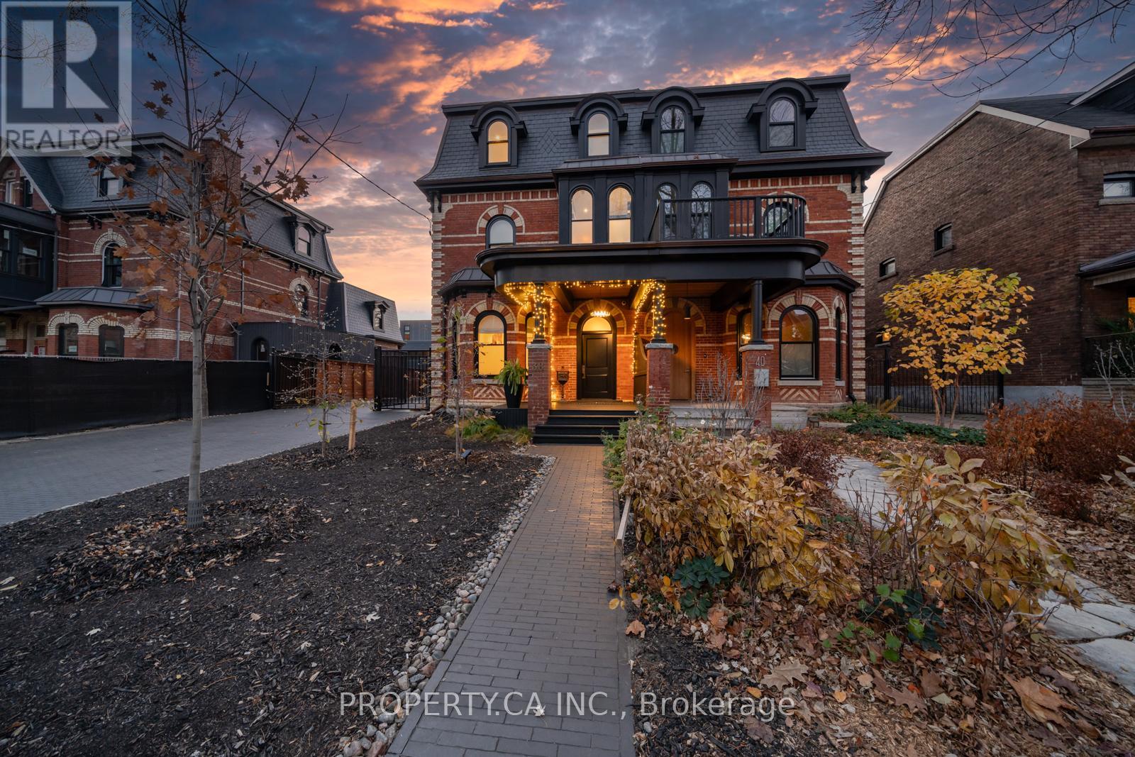 Main House - 38 Beaconsfield Avenue, Toronto, Ontario  M6J 3H9 - Photo 34 - C13737254